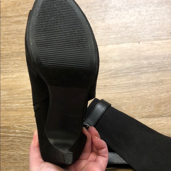 Peep toe booties - Picture 5 of 6